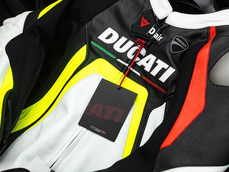 Ducati Streetfighter V4 Lamborghini  - U5864