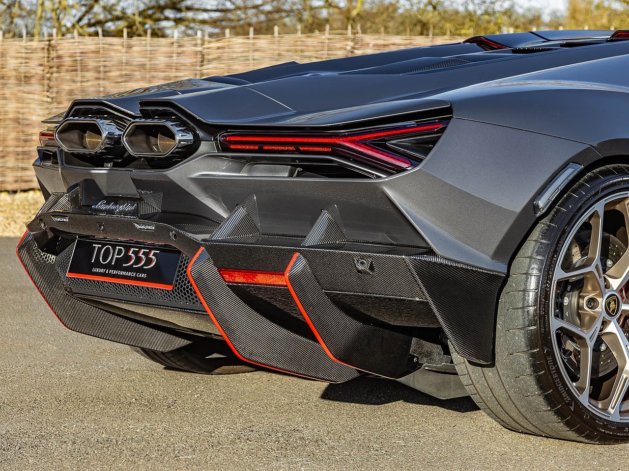 2024 Lamborghini Revuelto