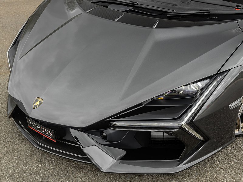 Lamborghini Revuelto V12  - U5866