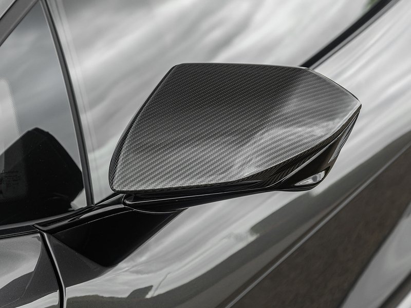 Lamborghini Revuelto V12  - U5866