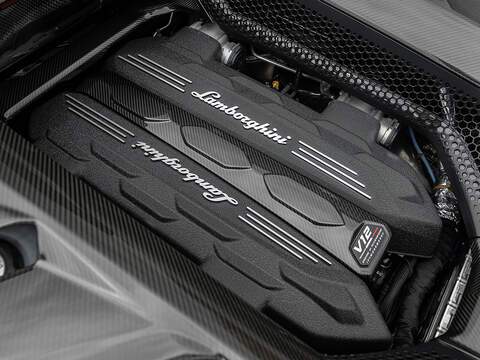 Lamborghini Revuelto V12  - U5866