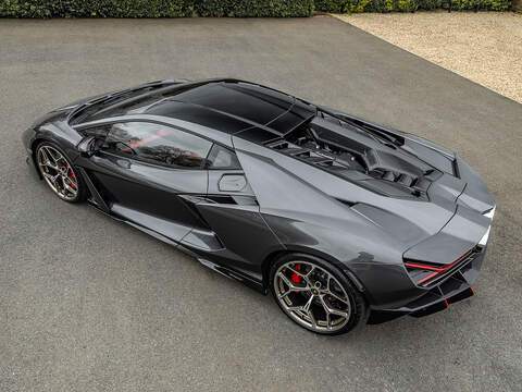 Lamborghini Revuelto V12  - U5866