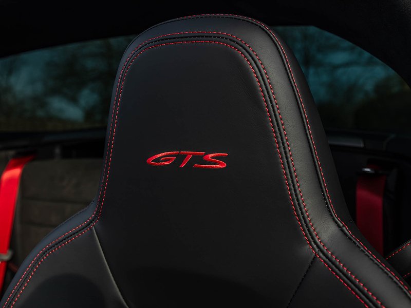 Porsche 911 Targa 4 GTS  (992.1)  - U5870