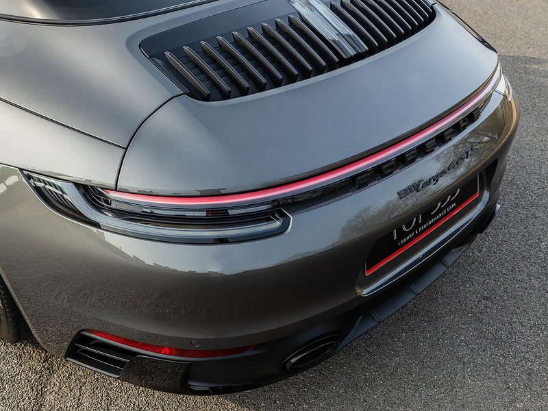 Porsche 911 Targa 4 GTS  (992.1)  - U5870
