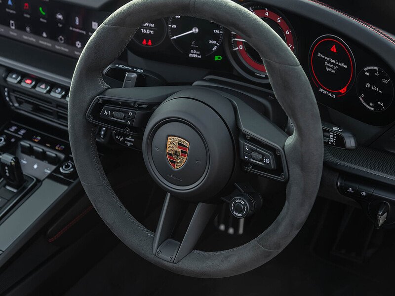 Porsche 911 Targa 4 GTS  (992.1)  - U5870