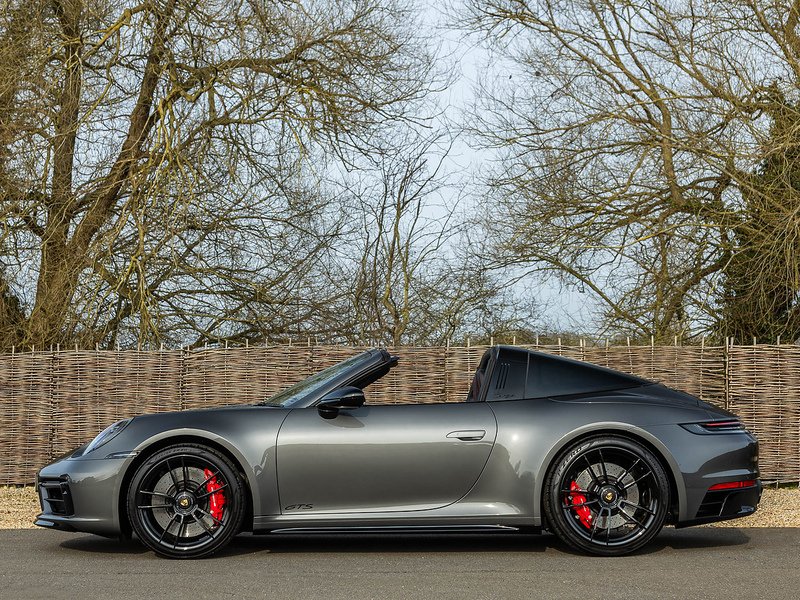 Porsche 911 Targa 4 GTS  (992.1)  - U5870
