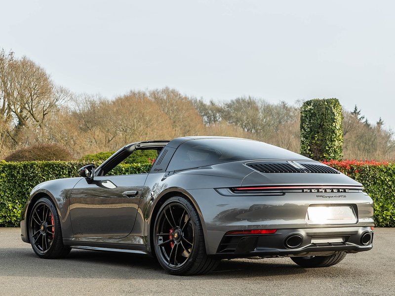 Porsche 911 Targa 4 GTS  (992.1)  - U5870