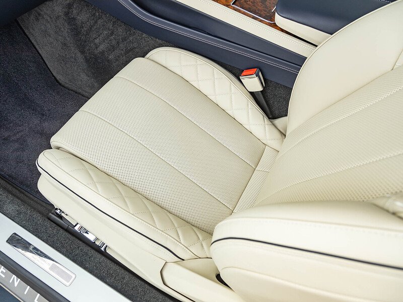 Bentley Continental GT V8 Mulliner  - U5877