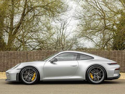 Porsche 911 GT3 Touring (992.2)  - U5879