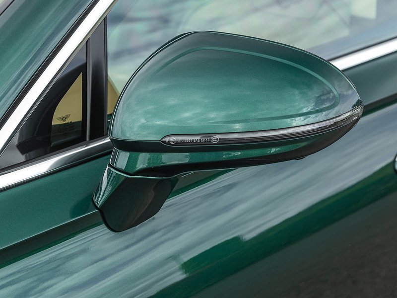 Bentley Flying Spur Mulliner V8  - U5892
