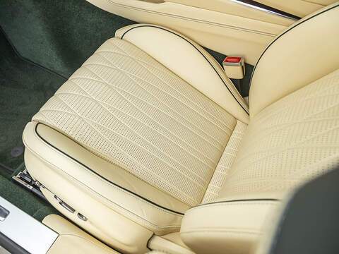 Bentley Flying Spur Mulliner V8  - U5892