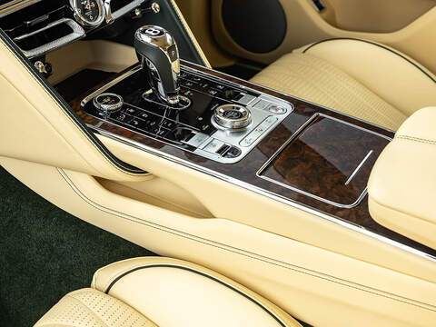 Bentley Flying Spur Mulliner V8  - U5892
