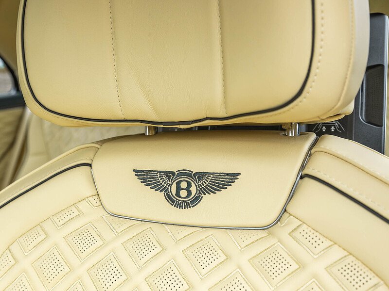 Bentley Flying Spur Mulliner V8  - U5892
