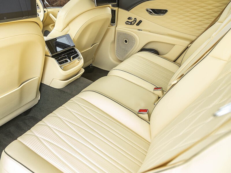 Bentley Flying Spur Mulliner V8  - U5892