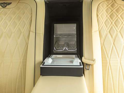 Bentley Flying Spur Mulliner V8  - U5892