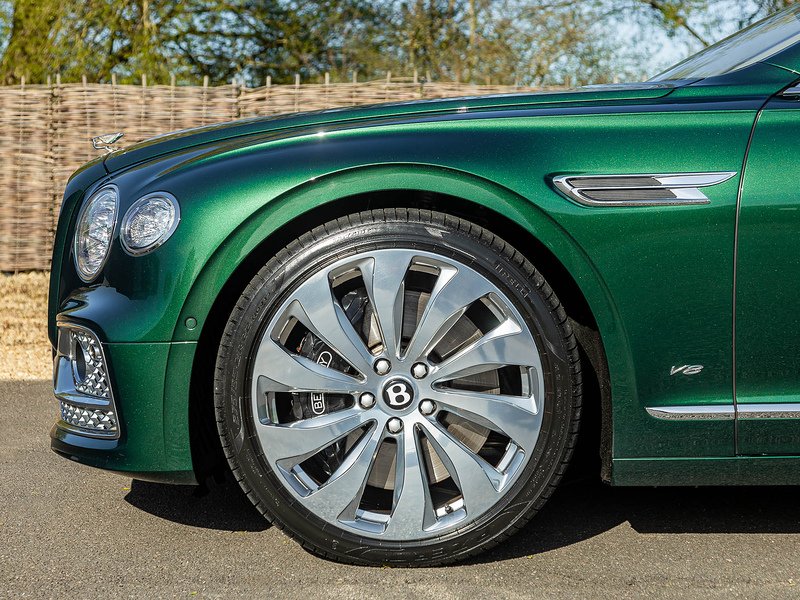 Bentley Flying Spur Mulliner V8  - U5892