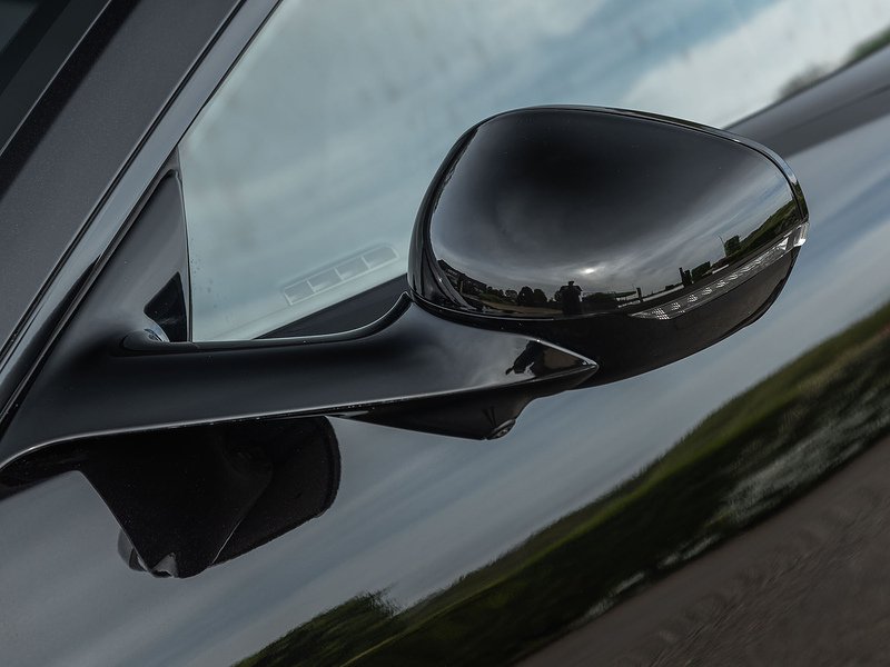 Aston Martin Vantage V8  - U5899