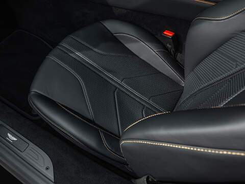 Aston Martin Vantage V8  - U5899