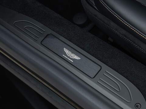 Aston Martin Vantage V8  - U5899