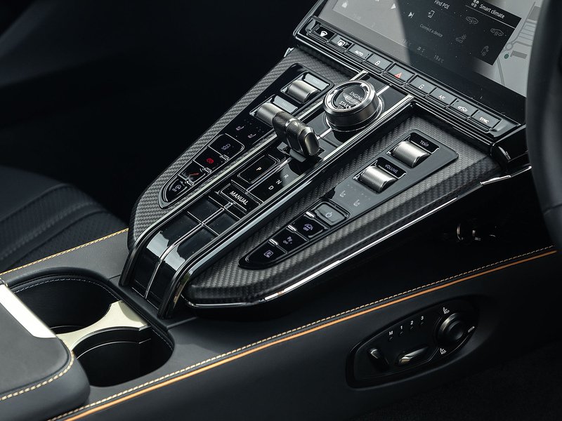 Aston Martin Vantage V8  - U5899