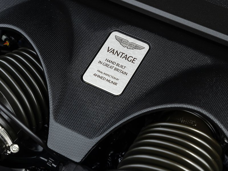 Aston Martin Vantage V8  - U5899