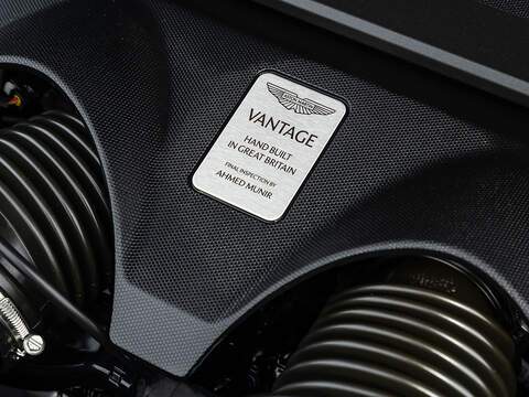 Aston Martin Vantage V8  - U5899