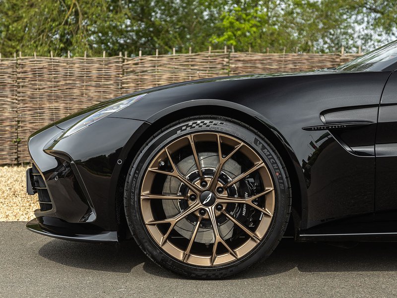 Aston Martin Vantage V8  - U5899