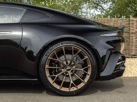 Aston Martin Vantage V8  - U5899