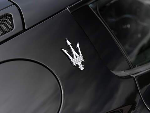 Maserati MC20  - U5918