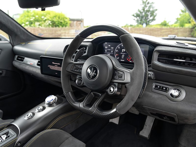Maserati MC20  - U5918