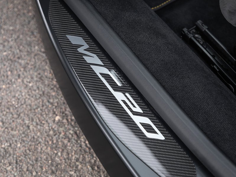 Maserati MC20  - U5918