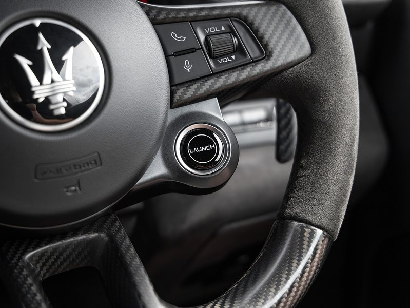 Maserati MC20  - U5918