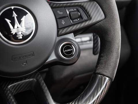 Maserati MC20  - U5918