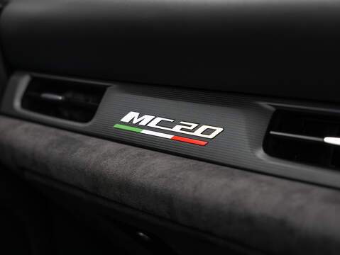 Maserati MC20  - U5918
