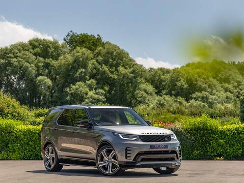 Land Rover Discovery D300 R-Dynamic HSE  - U5925