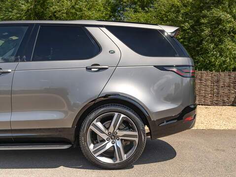 Land Rover Discovery D300 R-Dynamic HSE  - U5925