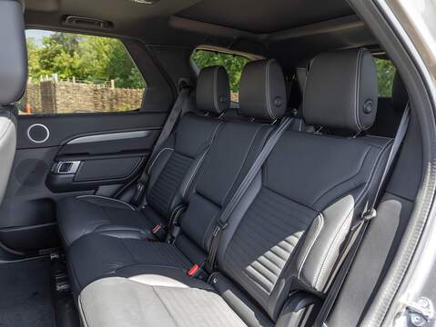 Land Rover Discovery D300 R-Dynamic HSE  - U5925