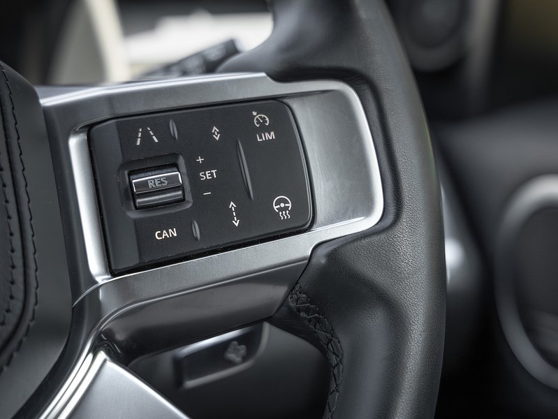 Land Rover Discovery D300 R-Dynamic HSE  - U5925