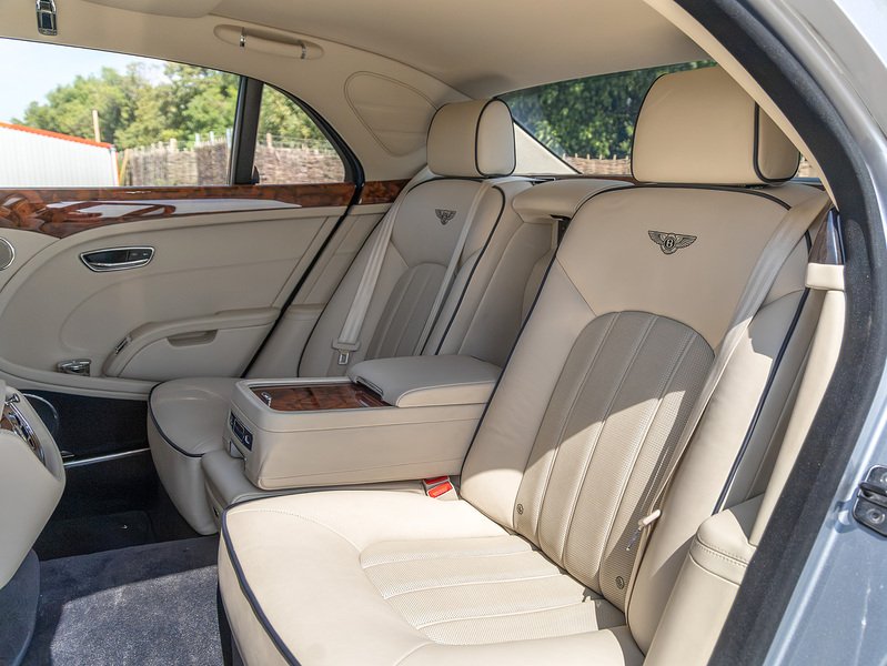Bentley Mulsanne V8  - U5929