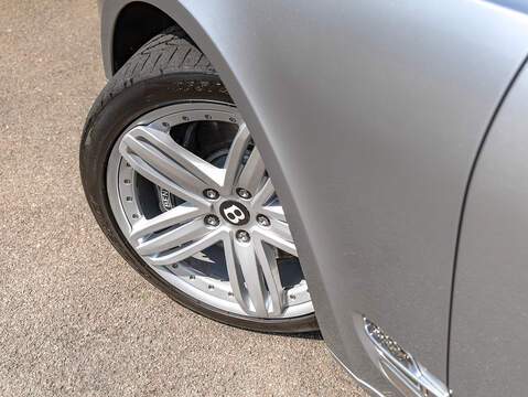 Bentley Mulsanne V8  - U5929