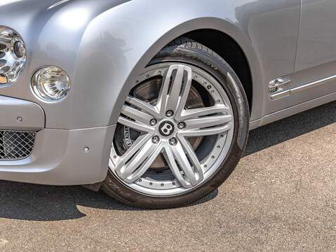 Bentley Mulsanne V8  - U5929