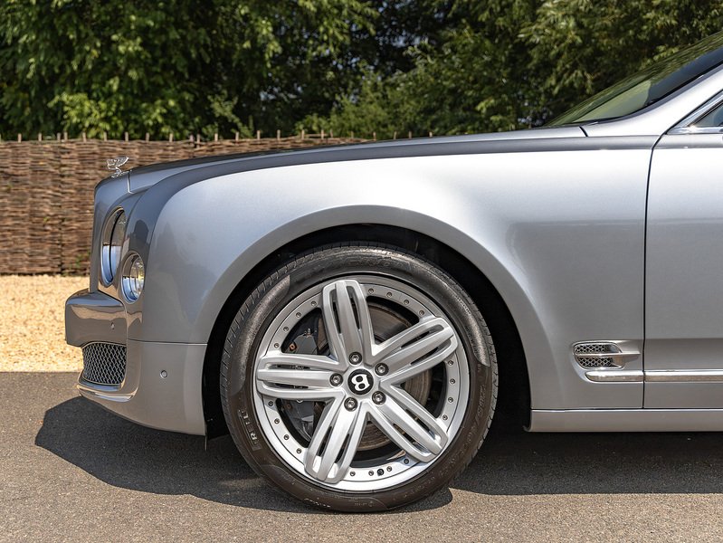 Bentley Mulsanne V8  - U5929