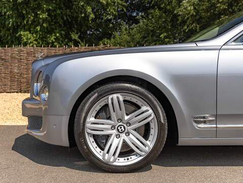 Bentley Mulsanne V8  - U5929