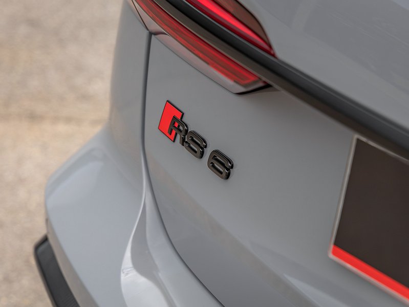 Audi RS6 Performance Carbon Vorsprung  - U5936