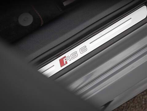 Audi RS6 Performance Carbon Vorsprung  - U5936