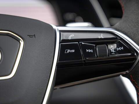 Audi RS6 Performance Carbon Vorsprung  - U5936