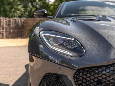 Aston Martin DBS Superleggera V12  - U5938