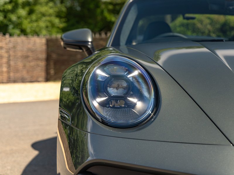 Porsche 911 Turbo 50 Years (992.1)  - U5942