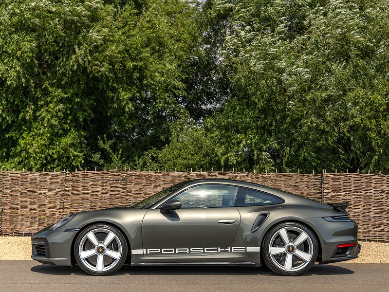 Porsche 911 Turbo 50 Years (992.1)  - U5942