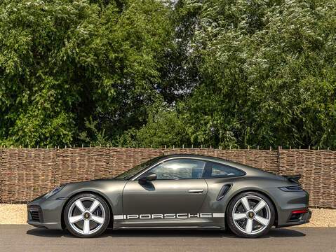 Porsche 911 Turbo 50 Years (992.1)  - U5942